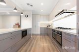 https://images.listonce.com.au/custom/160x/listings/15-thompson-street-glen-waverley-vic-3150/901/01976901_img_07.jpg?RaX9I6C5Zto