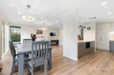 https://images.listonce.com.au/custom/160x/listings/15-thompson-street-glen-waverley-vic-3150/901/01976901_img_09.jpg?8w-6mZEAKDQ