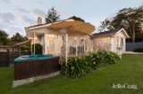 https://images.listonce.com.au/custom/160x/listings/15-thompson-street-glen-waverley-vic-3150/901/01976901_img_17.jpg?y-B9FEF7QOM