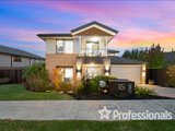 https://images.listonce.com.au/custom/160x/listings/15-tournament-road-chirnside-park-vic-3116/971/01525971_img_01.jpg?Mlz43WRvws8