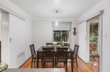 https://images.listonce.com.au/custom/160x/listings/15-tower-drive-briar-hill-vic-3088/206/01247206_img_04.jpg?XPPtDoHLoeQ