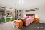 https://images.listonce.com.au/custom/160x/listings/15-trafalgar-crescent-lilydale-vic-3140/527/01893527_img_07.jpg?kWizF09IxJs