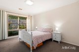 https://images.listonce.com.au/custom/160x/listings/15-trafalgar-crescent-lilydale-vic-3140/527/01893527_img_09.jpg?zTmPaF5CcsA