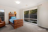 https://images.listonce.com.au/custom/160x/listings/15-trafalgar-crescent-lilydale-vic-3140/527/01893527_img_10.jpg?C_Z9M6mjumI