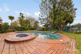 https://images.listonce.com.au/custom/160x/listings/15-trenton-avenue-glen-waverley-vic-3150/691/01981691_img_09.jpg?hiNbcAM09Q0