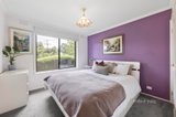 https://images.listonce.com.au/custom/160x/listings/15-turkeith-crescent-croydon-north-vic-3136/268/01594268_img_05.jpg?1YREWnzxN54