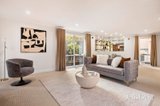 https://images.listonce.com.au/custom/160x/listings/15-verne-court-templestowe-vic-3106/707/01815707_img_06.jpg?COytKZF6kC0