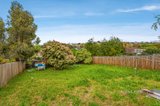 https://images.listonce.com.au/custom/160x/listings/15-vincent-street-oak-park-vic-3046/364/01120364_img_07.jpg?xLw3w86711k