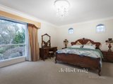 https://images.listonce.com.au/custom/160x/listings/15-vistaway-court-donvale-vic-3111/838/00933838_img_06.jpg?mXJFnn3TVhM