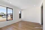 https://images.listonce.com.au/custom/160x/listings/15-vittorio-road-mernda-vic-3754/292/01622292_img_07.jpg?gkz-BdOU3LY