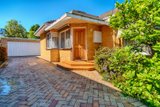 https://images.listonce.com.au/custom/160x/listings/15-waimarie-drive-mount-waverley-vic-3149/398/00856398_img_05.jpg?egk5BS7Jsqc