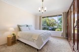 https://images.listonce.com.au/custom/160x/listings/15-wamba-road-bentleigh-east-vic-3165/597/01647597_img_05.jpg?-AbUKXZUn84