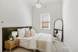 https://images.listonce.com.au/custom/160x/listings/15-warburton-road-camberwell-vic-3124/668/01980668_img_08.jpg?E1RTMGU829s