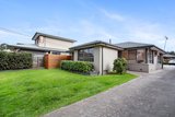 https://images.listonce.com.au/custom/160x/listings/15-watson-street-macleod-vic-3085/432/01632432_img_01.jpg?VfmnZM55vAE