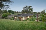 https://images.listonce.com.au/custom/160x/listings/15-wembley-close-briar-hill-vic-3088/224/01605224_img_12.jpg?3repN_A4vcM