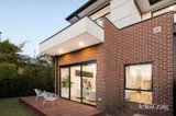 https://images.listonce.com.au/custom/160x/listings/15-wilga-street-mount-waverley-vic-3149/688/01910688_img_14.jpg?LSZlR98X4U8