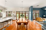https://images.listonce.com.au/custom/160x/listings/15-williamson-avenue-strathmore-vic-3041/220/01872220_img_03.jpg?nB5PAlQzloU