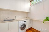 https://images.listonce.com.au/custom/160x/listings/15-williamson-avenue-strathmore-vic-3041/220/01872220_img_13.jpg?oh3fP5y3yGY
