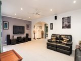 https://images.listonce.com.au/custom/160x/listings/15-willow-court-kilsyth-vic-3137/252/01524252_img_04.jpg?v7EZzA9GvdY