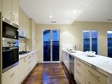 https://images.listonce.com.au/custom/160x/listings/15-windsor-crescent-surrey-hills-vic-3127/161/01685161_img_09.jpg?Ep2ugsburOM