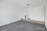 https://images.listonce.com.au/custom/160x/listings/15-woodman-drive-mckenzie-hill-vic-3451/194/01979194_img_12.jpg?sb2g2QEb8WM