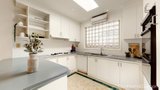 https://images.listonce.com.au/custom/160x/listings/15-wyndarra-crescent-dingley-village-vic-3172/614/01793614_img_06.jpg?y74c3rADiO0
