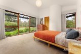 https://images.listonce.com.au/custom/160x/listings/15-wyuna-crescent-smythes-creek-vic-3351/890/01941890_img_08.jpg?io3dU00n0HI