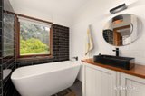 https://images.listonce.com.au/custom/160x/listings/15-wyuna-crescent-smythes-creek-vic-3351/890/01941890_img_12.jpg?AwcHcdl5oCM