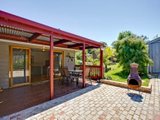 https://images.listonce.com.au/custom/160x/listings/15-yarra-street-yarra-glen-vic-3775/393/01525393_img_10.jpg?k8BYG4YjiJk