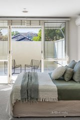 https://images.listonce.com.au/custom/160x/listings/150-davis-street-kew-vic-3101/054/01647054_img_14.jpg?E7EkX-9y7iI