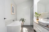 https://images.listonce.com.au/custom/160x/listings/150-gold-street-brunswick-vic-3056/435/01988435_img_07.jpg?VujAkbABiys