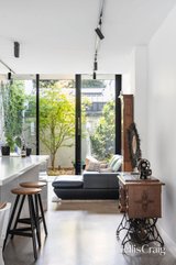 https://images.listonce.com.au/custom/160x/listings/150-gold-street-brunswick-vic-3056/435/01988435_img_15.jpg?CYD4ijPta7Y
