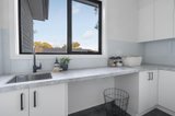 https://images.listonce.com.au/custom/160x/listings/150-kelvin-avenue-montmorency-vic-3094/419/01705419_img_12.jpg?CIADwv6ac9A