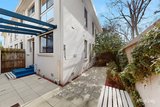 https://images.listonce.com.au/custom/160x/listings/150-rankins-road-kensington-vic-3031/420/01967420_img_07.jpg?YSteg0oPZ78