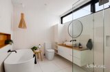 https://images.listonce.com.au/custom/160x/listings/150-richardson-street-albert-park-vic-3206/931/01814931_img_14.jpg?fUIOigHHfKk