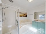 https://images.listonce.com.au/custom/160x/listings/150-stockmans-way-kensington-vic-3031/717/01572717_img_13.jpg?i5j0goLfpZ0