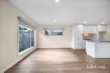https://images.listonce.com.au/custom/160x/listings/1504-bell-street-redan-vic-3350/592/01909592_img_09.jpg?VXvxq5xTlI8