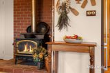 https://images.listonce.com.au/custom/160x/listings/151-alkera-road-invermay-vic-3352/279/01901279_img_21.jpg?FnGLw8GVUfk