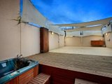 https://images.listonce.com.au/custom/160x/listings/151-beaconsfield-parade-middle-park-vic-3206/744/01731744_img_08.jpg?LaWbR-PordE