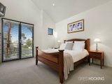 https://images.listonce.com.au/custom/160x/listings/151-john-liston-drive-newport-vic-3015/940/01202940_img_06.jpg?NklwN9xcwlc