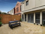 https://images.listonce.com.au/custom/160x/listings/151-john-liston-drive-newport-vic-3015/940/01202940_img_11.jpg?EXYGGtc8VRM