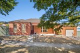 https://images.listonce.com.au/custom/160x/listings/1510-chisholm-street-black-hill-vic-3350/041/01646041_img_01.jpg?-uVtlLTF9JY