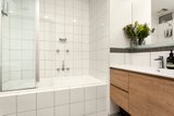 https://images.listonce.com.au/custom/160x/listings/15181-bay-street-port-melbourne-vic-3207/569/01793569_img_07.jpg?mPXhYx_qBNw