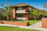 https://images.listonce.com.au/custom/160x/listings/152-edgar-street-glen-iris-vic-3146/386/01734386_img_01.jpg?YXK-fj90XCw