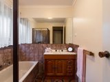 https://images.listonce.com.au/custom/160x/listings/152-manchester-road-mooroolbark-vic-3138/377/01524377_img_12.jpg?3GzWdycdklw