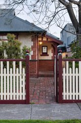 https://images.listonce.com.au/custom/160x/listings/152-miller-street-fitzroy-north-vic-3068/367/01429367_img_02.jpg?e0ZZVW7XIXs