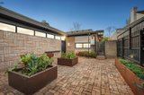 https://images.listonce.com.au/custom/160x/listings/152-mont-albert-road-canterbury-vic-3126/610/01254610_img_11.jpg?M71whi5Vnkw