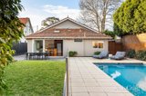 https://images.listonce.com.au/custom/160x/listings/152-north-road-brighton-vic-3186/552/01932552_img_13.jpg?pGf5uYardQA