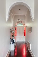 https://images.listonce.com.au/custom/160x/listings/152-park-drive-parkville-vic-3052/889/01115889_img_06.jpg?7JKQevRjfp4