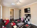 https://images.listonce.com.au/custom/160x/listings/152-quinn-crescent-mount-evelyn-vic-3796/991/01523991_img_03.jpg?8Nk54GIoWSw